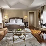 Отель Rixos Pera