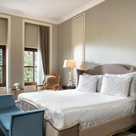 Rixos Pera מלון 5*