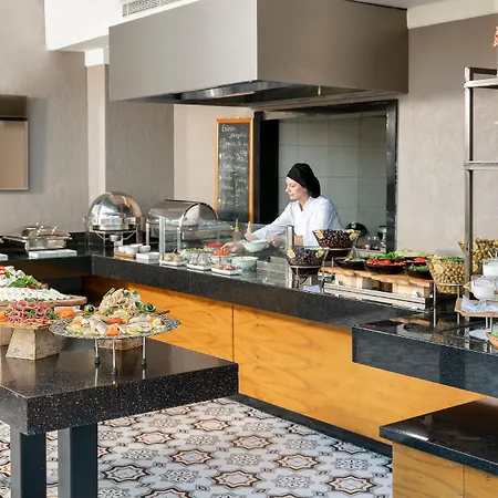Rixos Pera מלון 5*