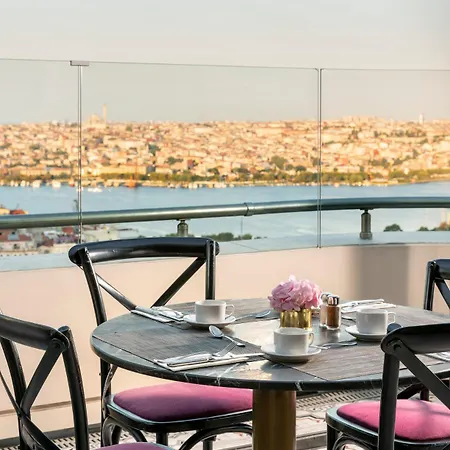 מלון Rixos Pera