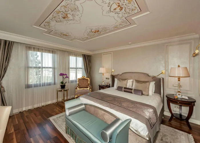 Отель Rixos Pera Стамбул